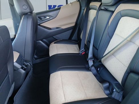 New 2026 Chevrolet Equinox ACTIV w/ Convenience Package III AWD/4WD image 16