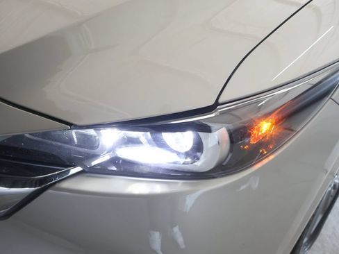 Used 2025 MAZDA CX-5 AWD 2.5 S w/ Preferred Package image 29