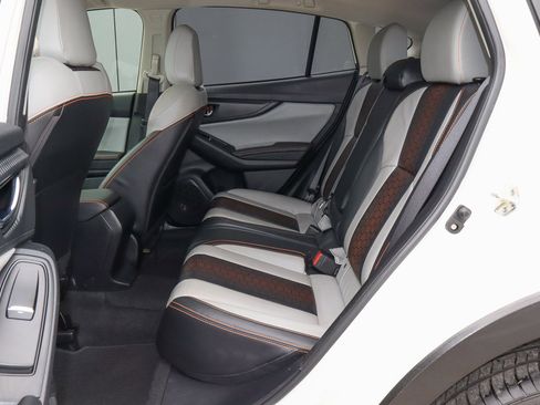 Used 2023 Subaru Crosstrek 2.5i Limited w/ Popular Package #3 image 9