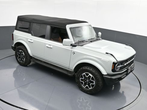 Used 2022 Ford Bronco Outer Banks image 29