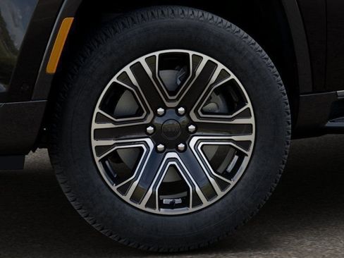 New 2026 Jeep Grand Wagoneer 4WD w/ Premium Group I image 8