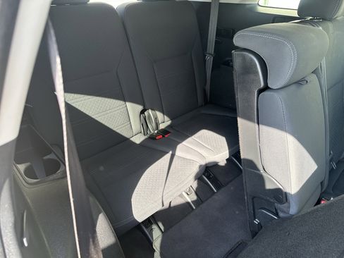 Used 2018 Kia Sorento FWD V6 image 7
