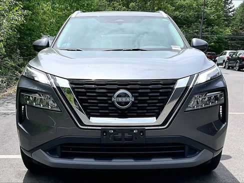 Used 2023 Nissan Rogue SV w/ SV Premium B Package AWD/4WD image 2