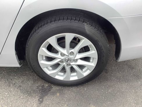 Used 2018 Nissan Sentra SV FWD image 7