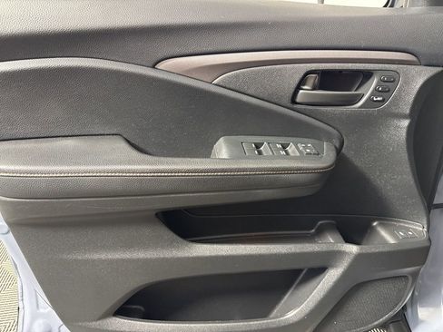 Used 2022 Honda Passport TrailSport image 14