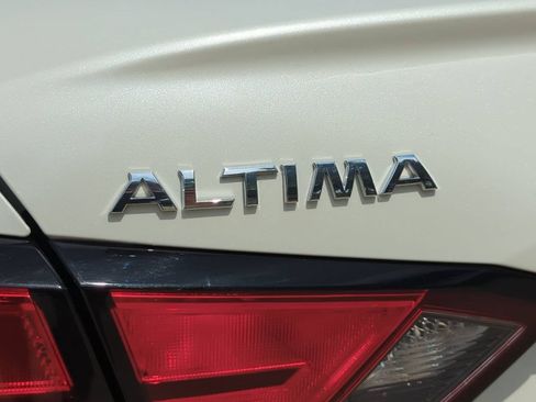 Used 2020 Nissan Altima 2.5 SR FWD image 5
