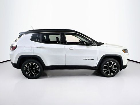 Used 2022 Jeep Compass Limited AWD/4WD image 4
