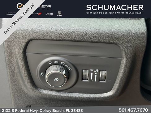 Certified 2023 Jeep Grand Cherokee Limited AWD/4WD image 29