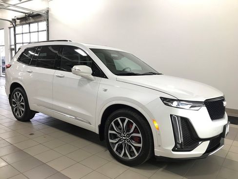 Certified 2024 Cadillac XT6 Sport w/ Technology Package image 10