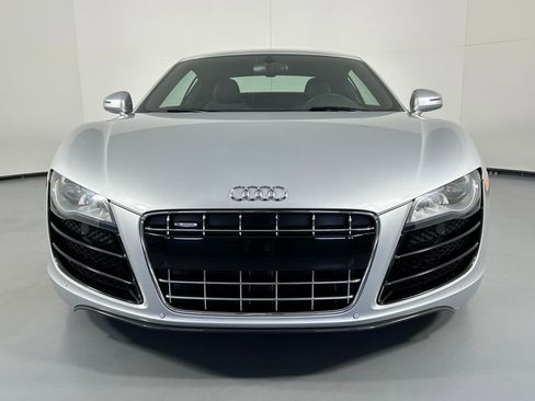 Used 2012 Audi R8 V10 AWD/4WD image 2