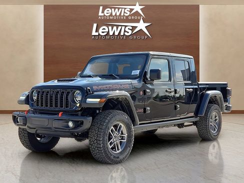 Used 2024 Jeep Gladiator Mojave AWD/4WD image 2