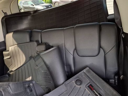 Used 2024 Nissan Armada Platinum w/ Captain's Chairs Package AWD/4WD image 13