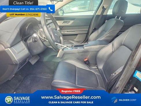 Used 2017 Jaguar XF Premium RWD image 9