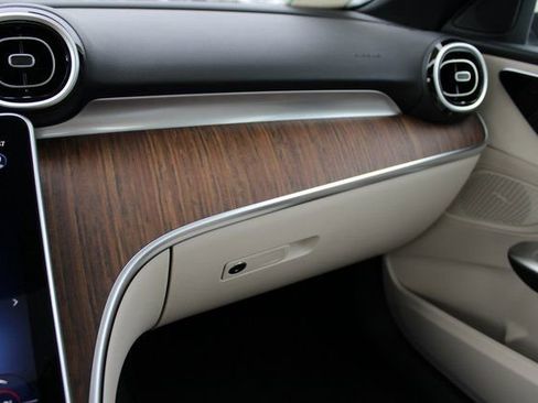 New 2025 Mercedes-Benz C 300 4MATIC Sedan image 30