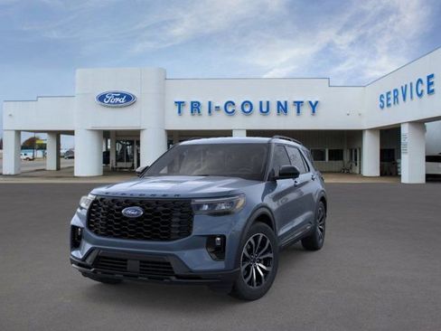 New 2026 Ford Explorer ST-Line RWD image 2