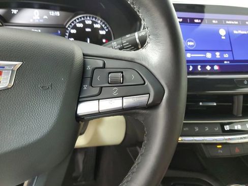 Used 2024 Cadillac CT5 Luxury RWD image 27