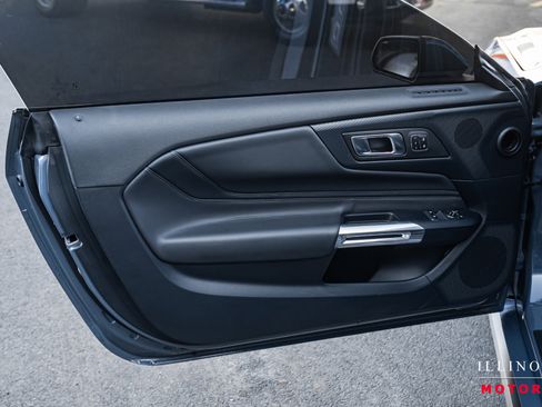 Used 2025 Ford Mustang GT Premium image 16