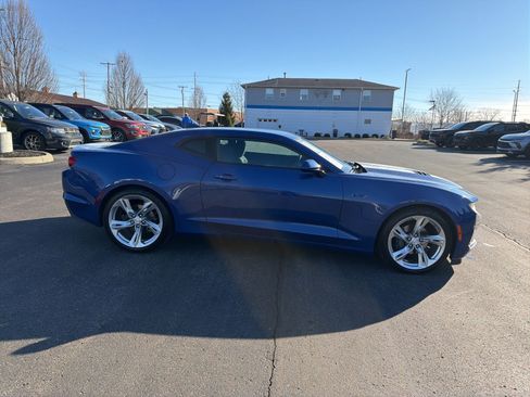Used 2020 Chevrolet Camaro LT image 6