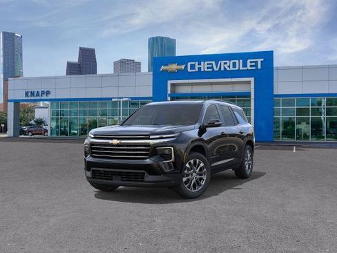 New 2026 Chevrolet Traverse LT w/ Sun and Wheel Package FWD image 32