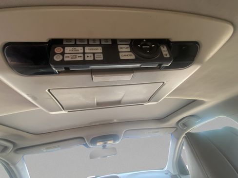 Used 2010 Acura MDX w/ Technology & Entertainment AWD/4WD image 18