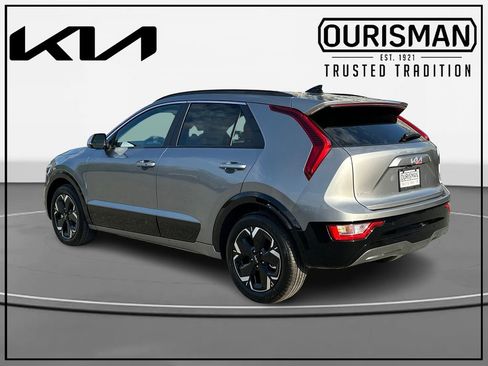 New 2026 Kia Niro Wind FWD image 3