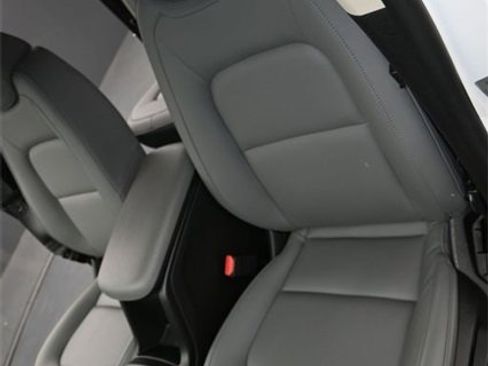 Used 2022 Chevrolet Colorado W/T image 11