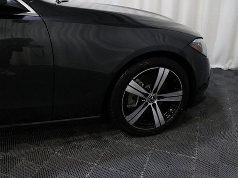 New 2025 Mercedes-Benz C 300 4MATIC Sedan image 10