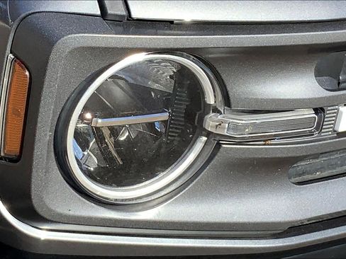 Used 2022 Ford Bronco Big Bend image 25