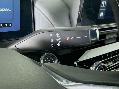 Used 2025 Honda Prologue Touring image 25