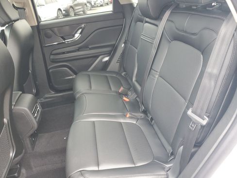 New 2026 Lincoln Corsair Premiere image 28