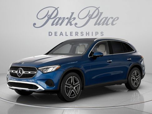 Certified 2026 Mercedes-Benz GLC 300 image 1