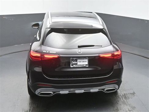 Used 2025 Mercedes-Benz GLC 300 image 47