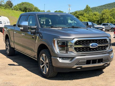 Used 2022 Ford F150 Platinum AWD/4WD image 3