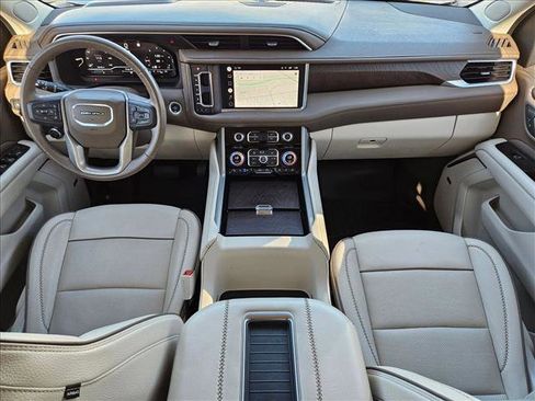 Used 2022 GMC Yukon Denali image 21