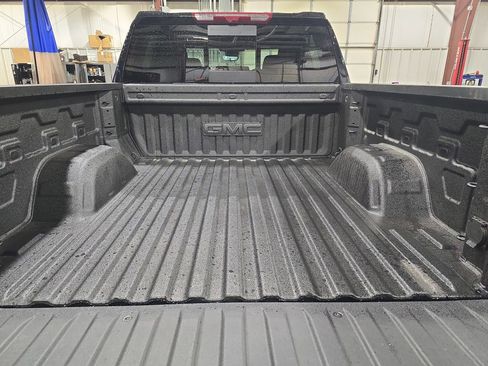 New 2026 GMC Sierra 1500 AT4 w/ AT4 Premium Package AWD/4WD image 12