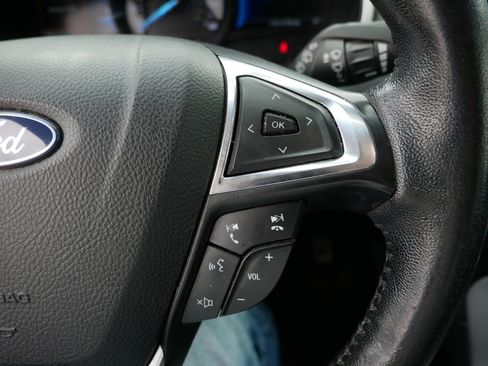 Used 2021 Ford Edge SEL AWD/4WD image 29