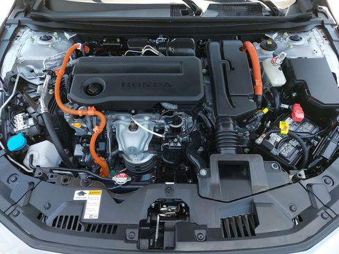 Used 2024 Honda Accord Sport image 29