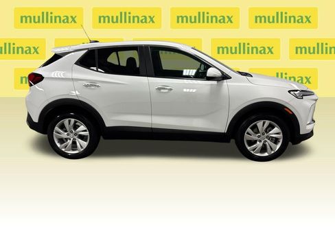 Used 2024 Buick Encore GX Preferred FWD image 21