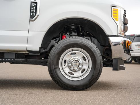 Used 2017 Ford F250 XL w/ Power Equipment Group image 9