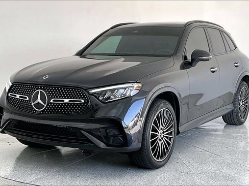 Used 2025 Mercedes-Benz GLC 300 image 5