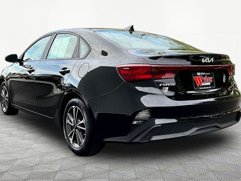 Certified 2023 Kia Forte LXS w/ LXS Technology Package image 4