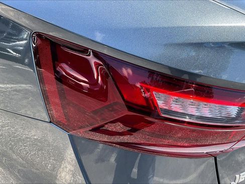 Used 2021 Volkswagen Jetta SEL FWD image 29