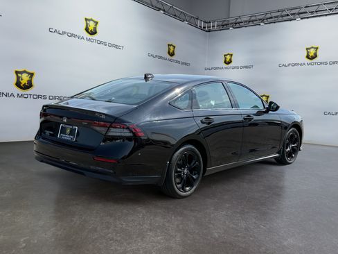 Used 2025 Honda Accord SE image 5