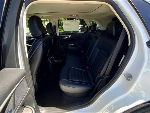 New 2023 Ford Edge SEL w/ Convenience Package image 10