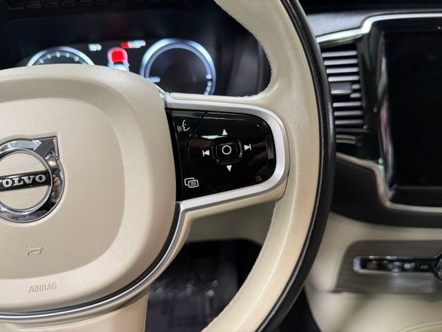 Used 2022 Volvo XC90 T8 Inscription AWD/4WD image 18