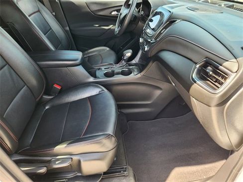 Used 2022 Chevrolet Equinox RS w/ RS Leather Package image 14
