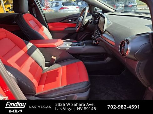 Used 2025 Chevrolet Equinox EV RS AWD/4WD image 21