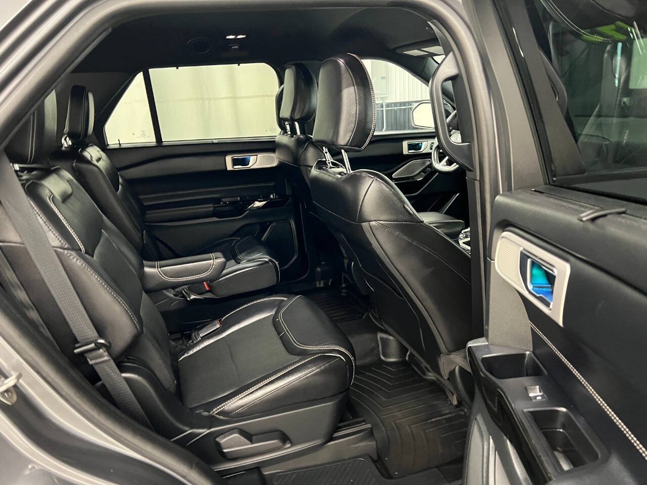 Used 2021 Ford Explorer ST w/ ST Street Pack AWD/4WD image 11