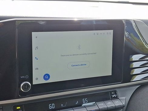 Used 2025 Toyota Camry LE image 19