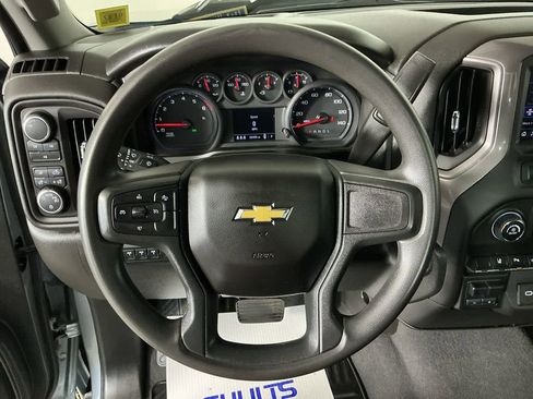 Used 2024 Chevrolet Silverado 2500 Custom w/ Custom Value Package image 15